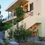 Apartment Ellio *