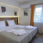 Ellio Kalakaiika