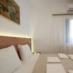 Ellio Апартаменты