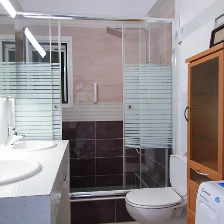 Apartment Ellio *
