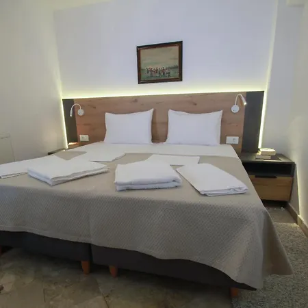 Apartment Ellio *