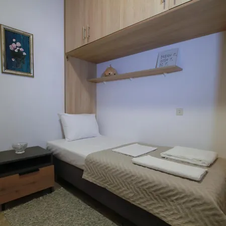 Ellio Apartment Kalakaiika