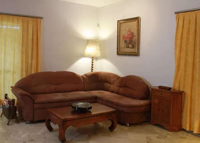 公寓 Ellio Kalakaiika