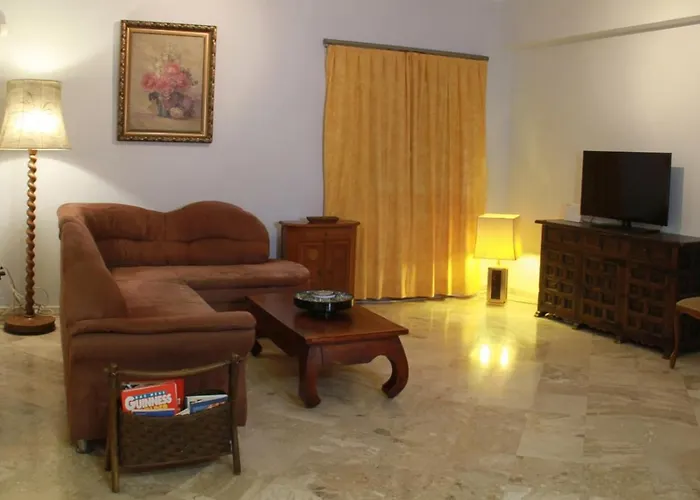 Ellio Apartment *