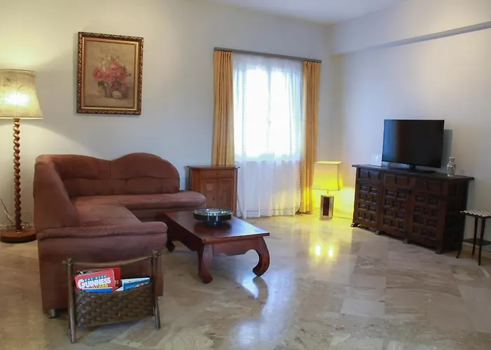 Ellio Apartment