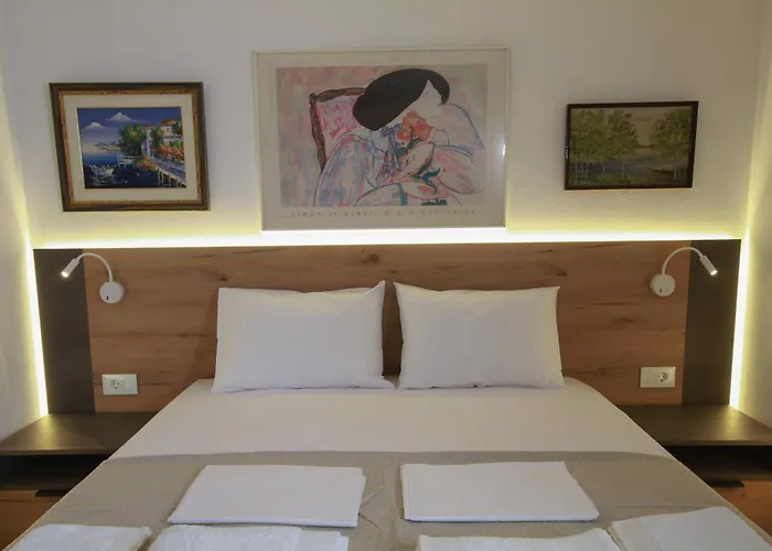 Apartment Ellio Kalakaiika
