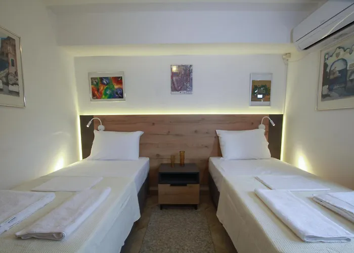 Ellio Apartment *