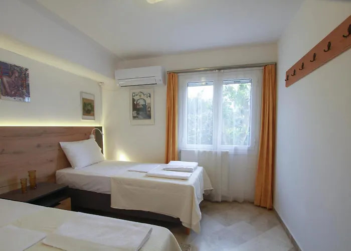 Apartment Ellio *