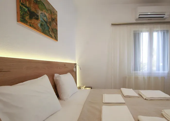 Ellio Apartment
